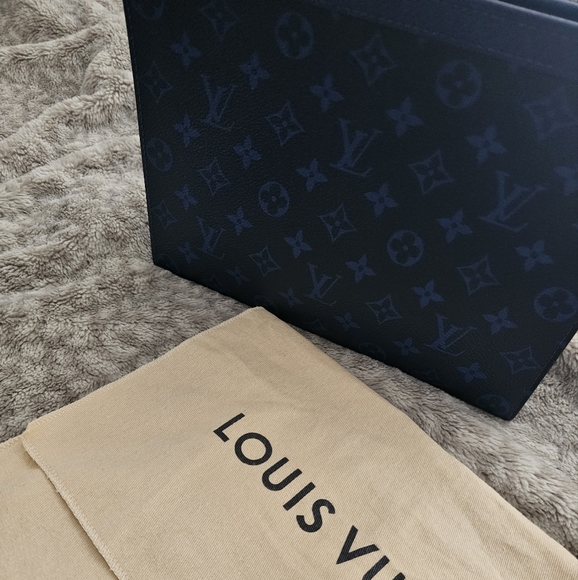 Louis Vuitton Other - Pochette Voyage MM ***Authentic Louis Vuitton***